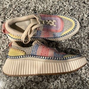 Dolce Vita Dolen Sneaker